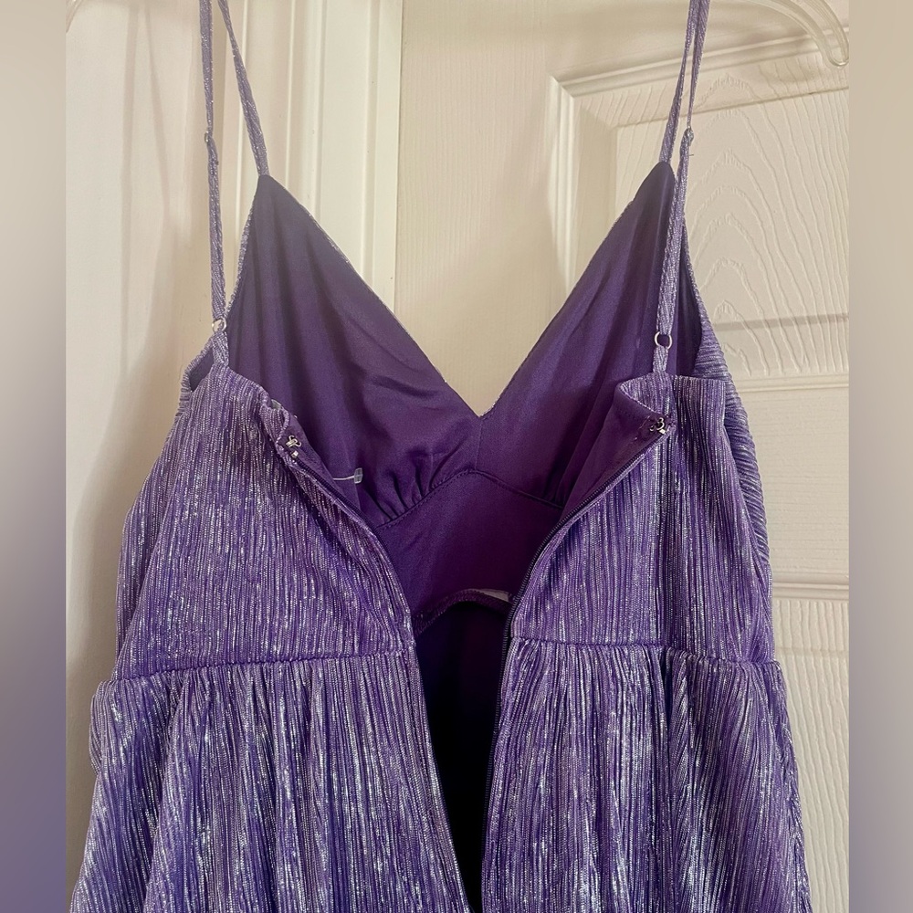 Trixxi Tiered Formal Dress - Picture 8 of 10